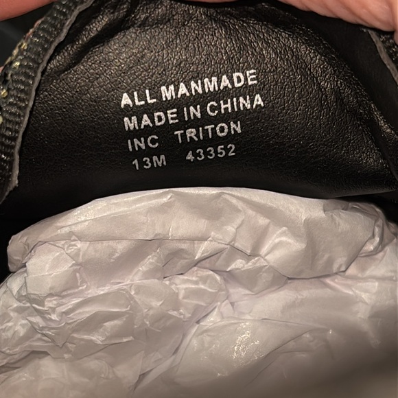 INC International Concepts Men’s Gold Triton Glitter Smoking Shoes - Picture 7 of 7